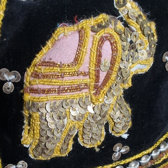Vtg Kalaga Embroidered Elephant Tapestry Cap Beaded Sequin Black Velvet Mynamar - Picture 11 of 16